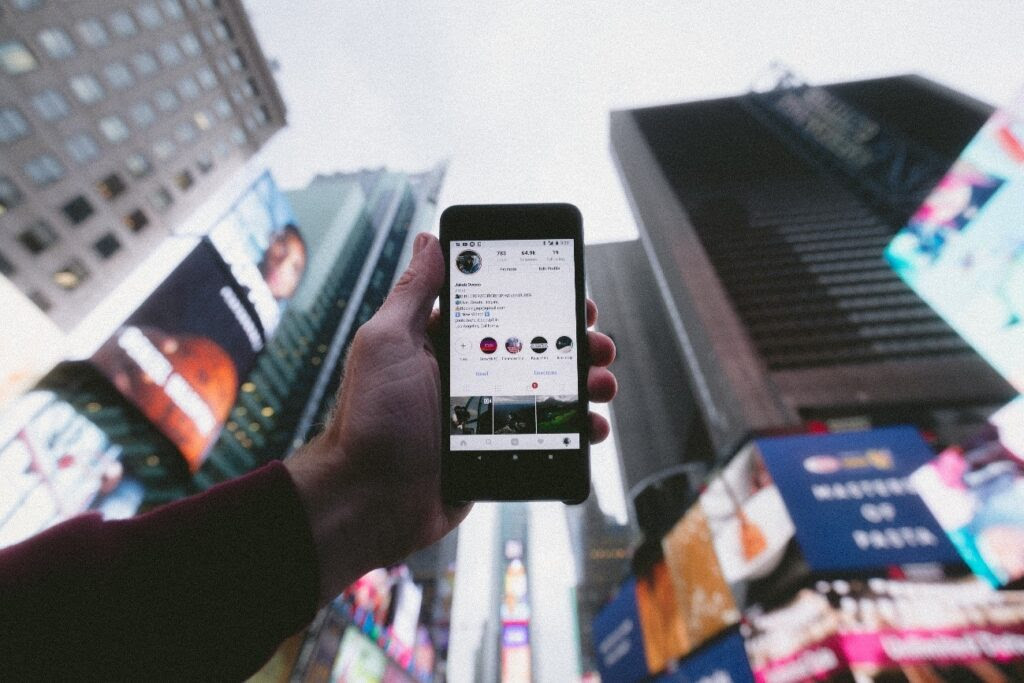 social media hotel