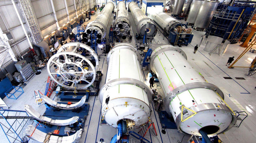 Hành trình từ 1% thành công đến cột mốc lịch sử của SpaceX - Ảnh 10.