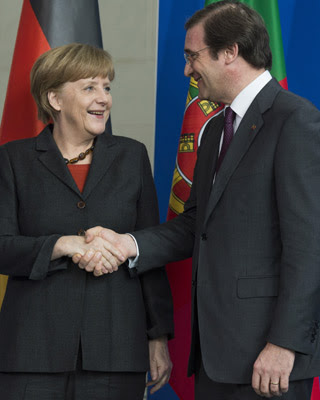 La canciller alemana, Angela Merkel, y el primer ministro portugués, Pedro Passos Coelho.