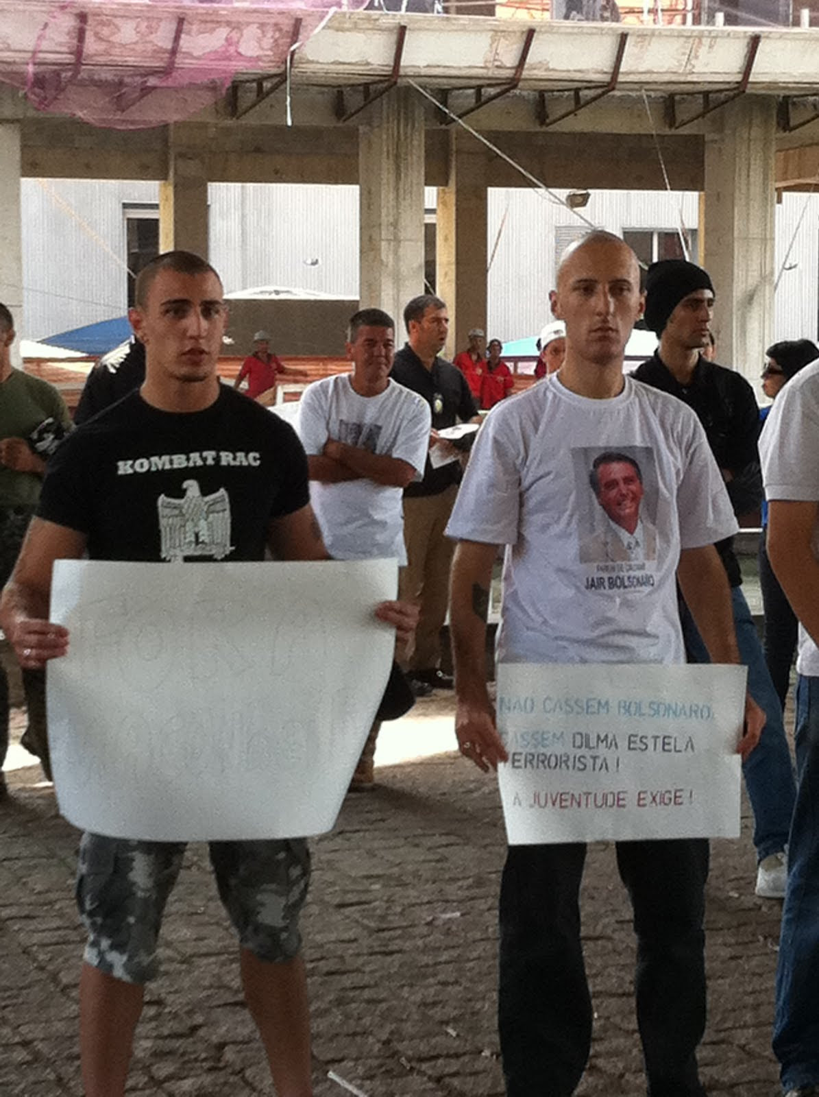 O protesto dos neonazistas na Paulista em defesa de Bolsonaro | Quebrando Tabus