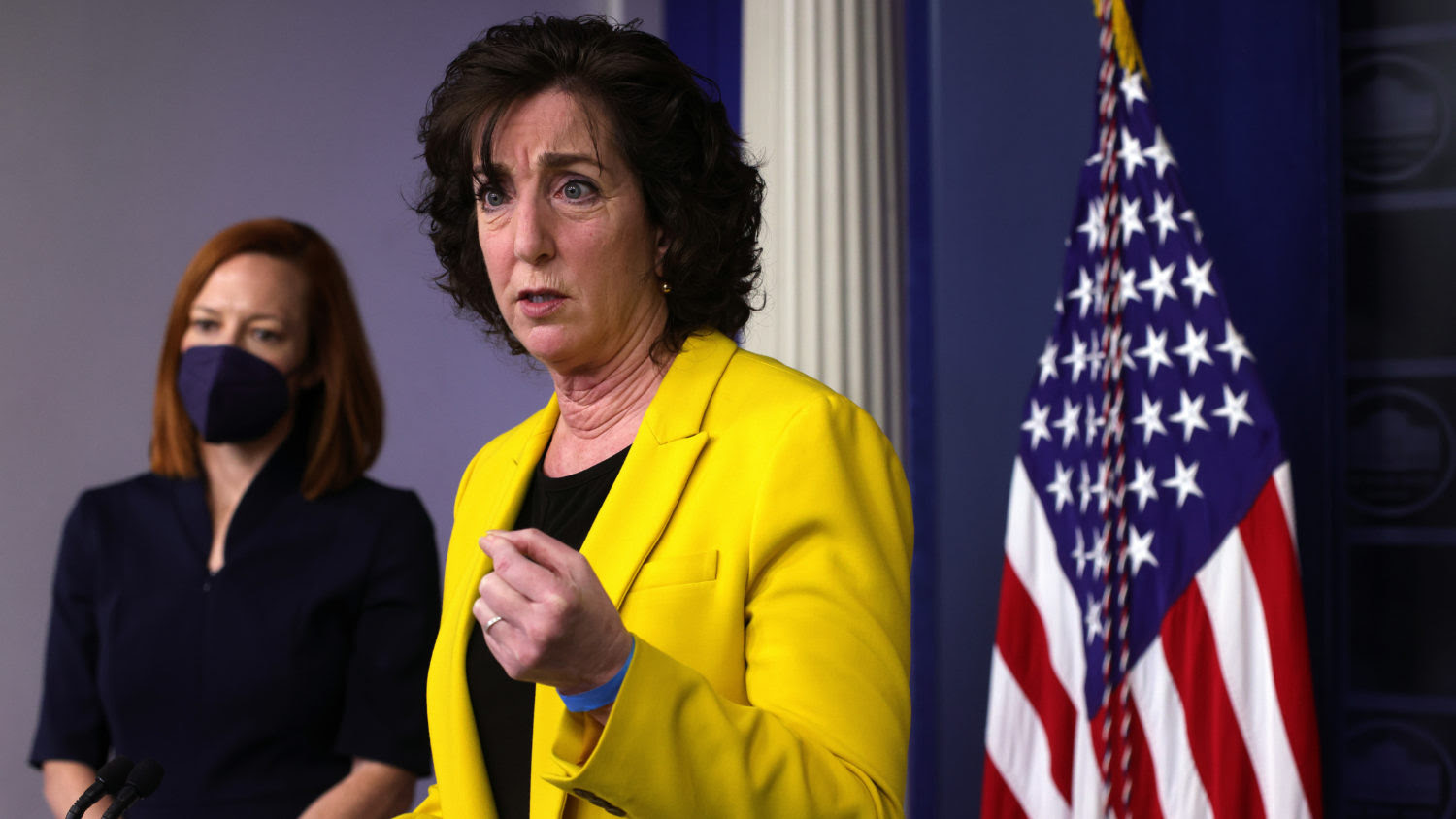 Biden's border advisor accidentally tells immigrants ''the border is open'' Biden's border advisor accidentally tells immigrants ''the border is open''
