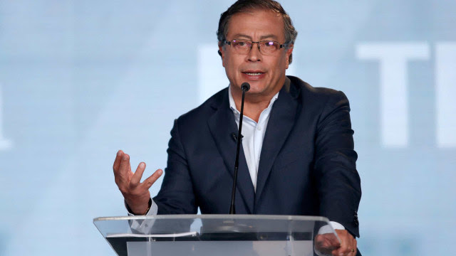 Colômbia deixa aliança antiaborto e amplia isolamento de Bolsonaro na América