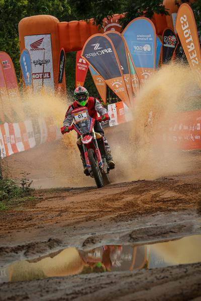 Bicampeão Tunico Maciel vence a etapa 5 na geral (Rodolfo Bazetto/Shez)