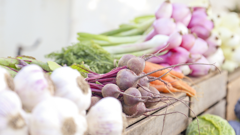 Tracking local VAAFM food data