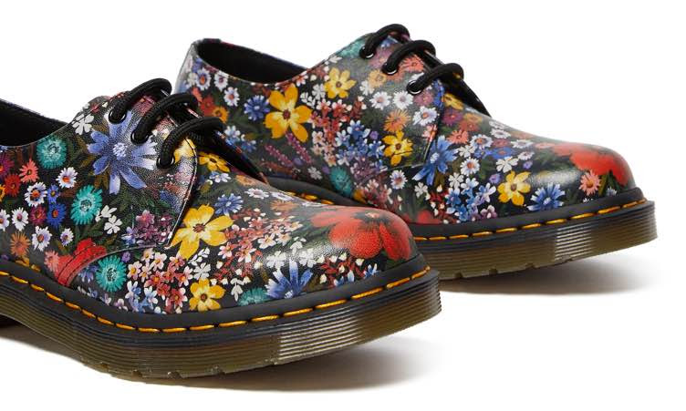 Dr martens 1461 clearance wanderlust