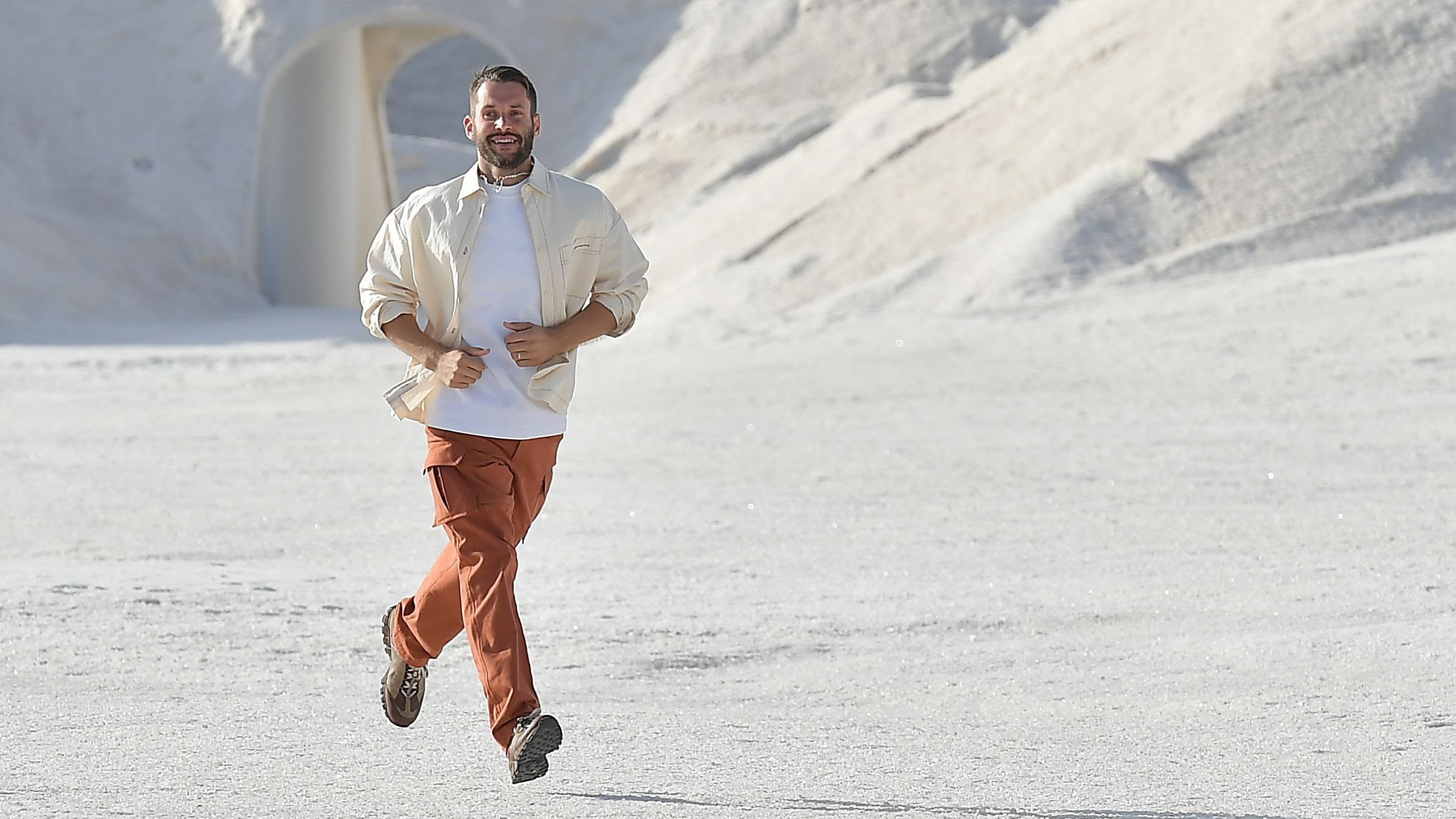 La colección Jacquemus x Nike se agotó en cuestión de minutos pero sabemos dónde y cundo conseguirla