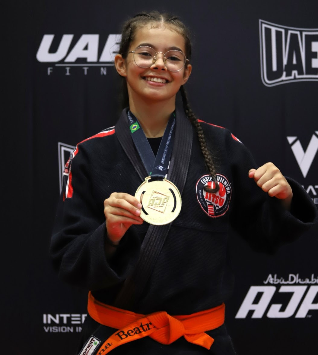 “Eu treino todos os dias e conquistar mais uma medalha, é mostrar para mim mesma, que todos os esforços valem a pena”, disse a atleta Ana Beatriz Amorim, de 13 anos.