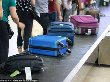luggage carousel at the airport