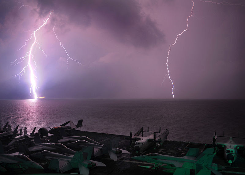 File:Lightning flashes as the aircraft carrier USS Abraham Lincoln (CVN 72) transits the Strait of Malacca.jpg