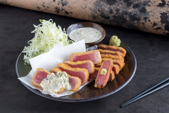 牛カツと鮪カツの相盛り膳:1,680円(+税)