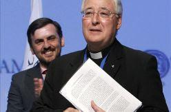 PERFIL | Reig Pla, el obispo que imagina a los gays en el infierno mientras hace misas por la salvación de Franco