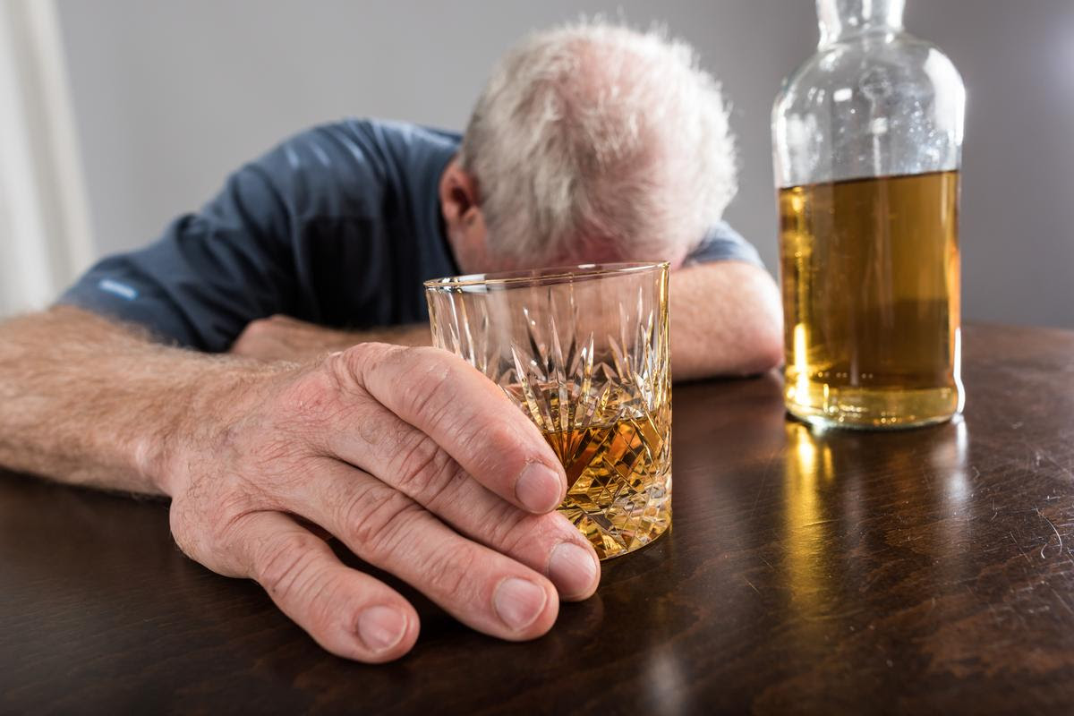 A new study has found evidence that alcohol may accelerate biological aging