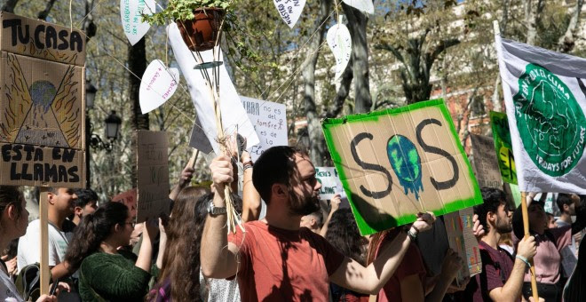 15/03/2019 -  Marcha de jóvenes contra el cambio climático bajo el lema 'Juventud por el clima' en Sevilla / EUROPA PRESS