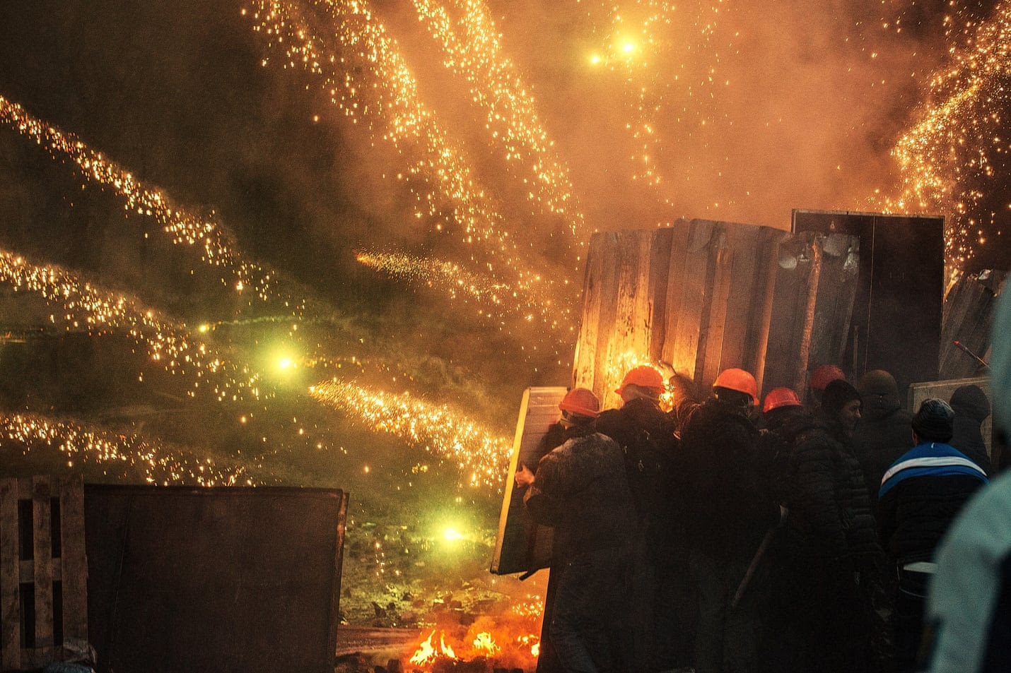 Реальность 2014. Лучшие украинские фотографы Майдана 2014.