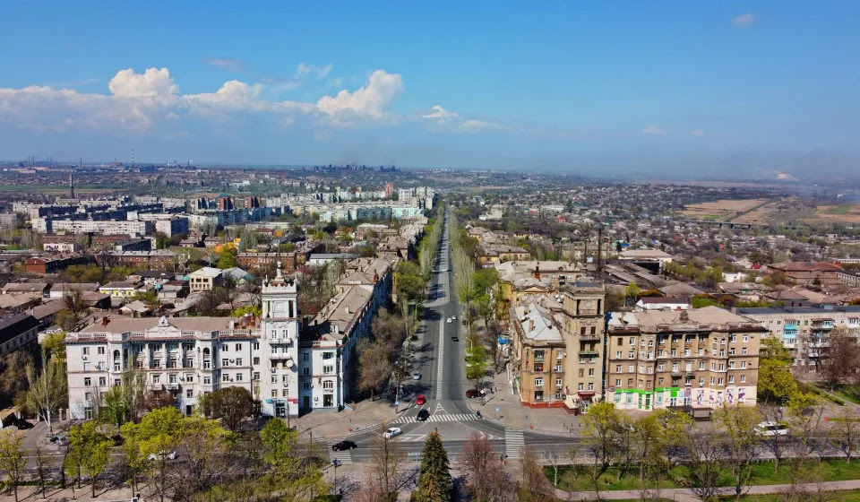 A view of houses along Peace Avenue in Mariupol, Ukraine.