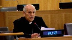 Monsignor Gabriele Giordano Caccia, rappresentante della Santa Sede presso l'Onu a New York.