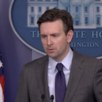 Josh_Earnest