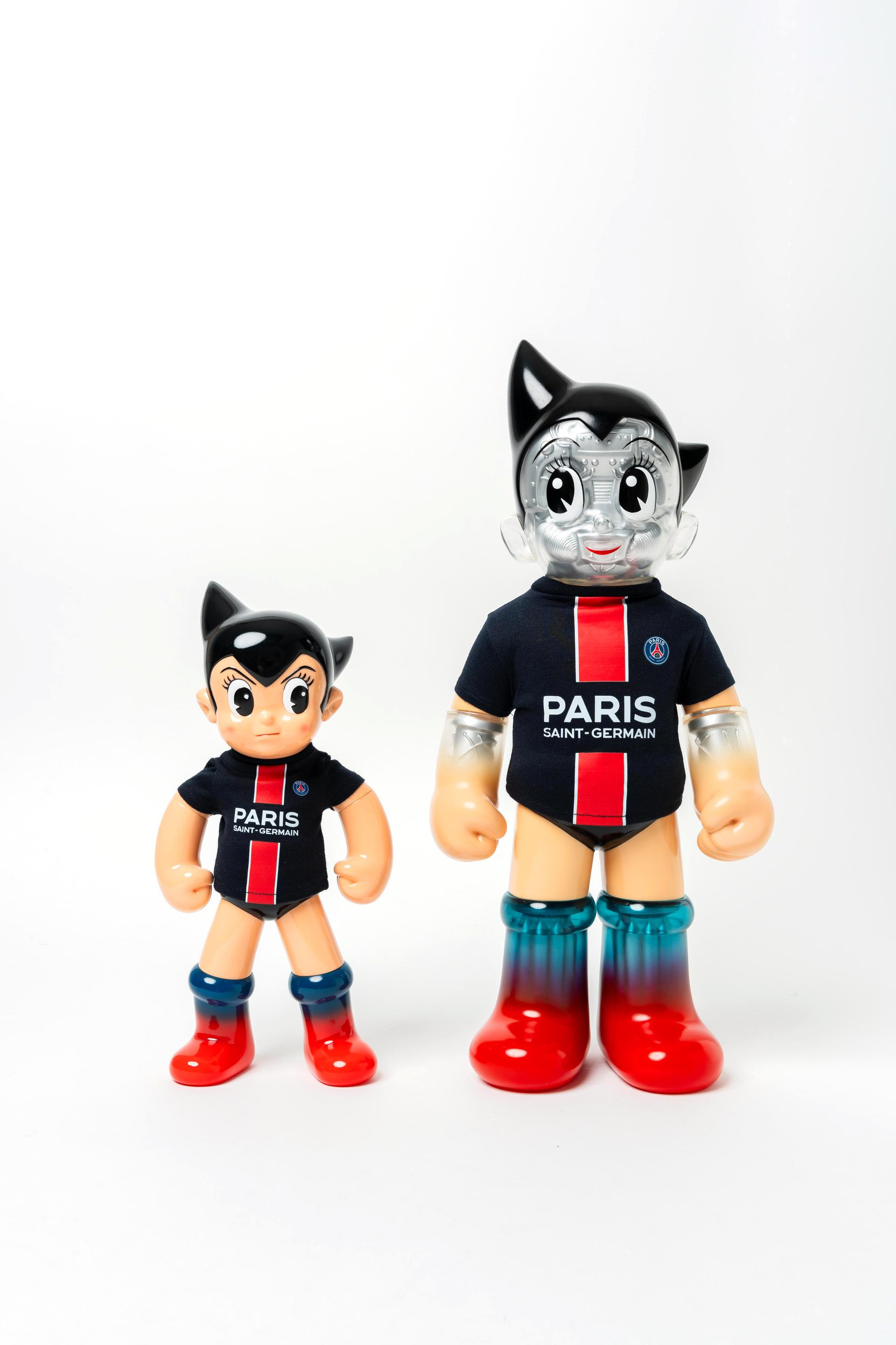 SECRET BASE ×ASTRO BOY X PARIS SAINT-GERMAINのコラボフィギュア