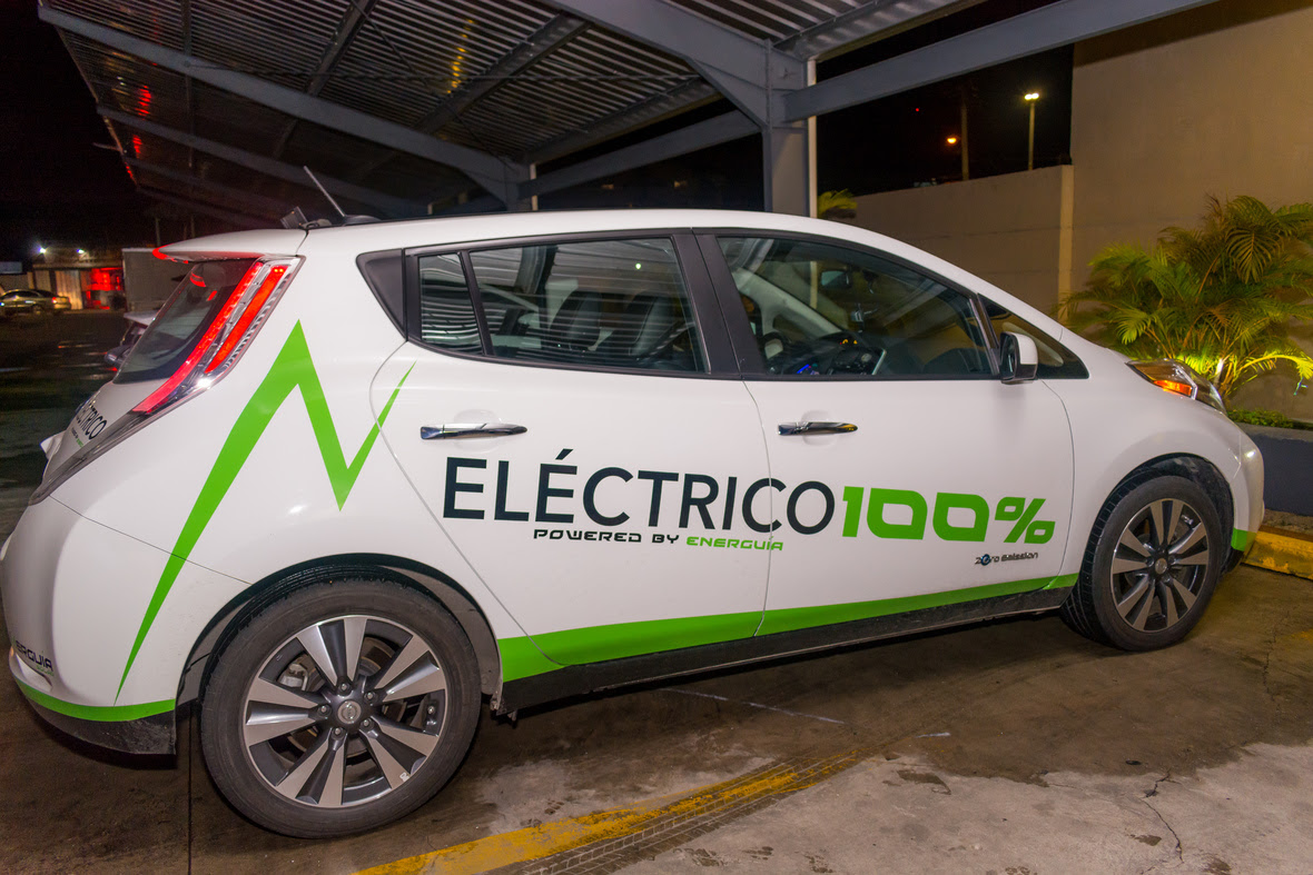 Uno de los Carros Electricos