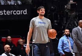 Pistons Center Boban Marjanovic Has Really Big Hands | SLAM