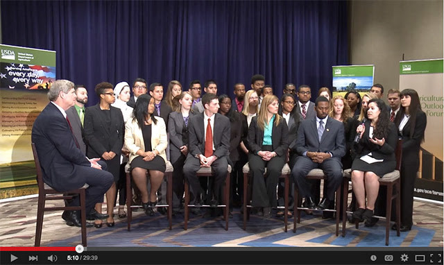 USDA Secretary Tom Vilsack discussion with USDA Student Diversity Program Participants