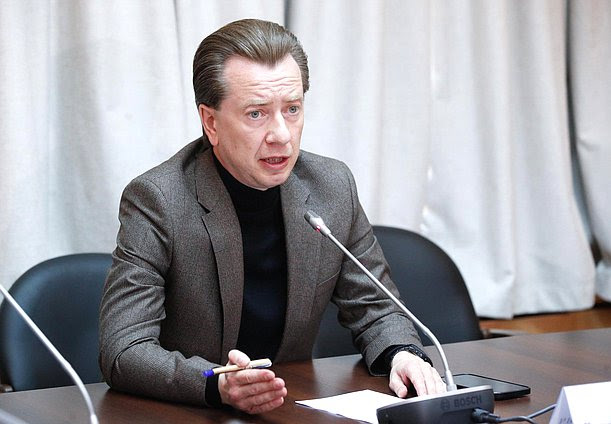 Первый заместитель Председателя Комитета по экологии, природным ресурсам и охране окружающей среды Владимир Бурматов