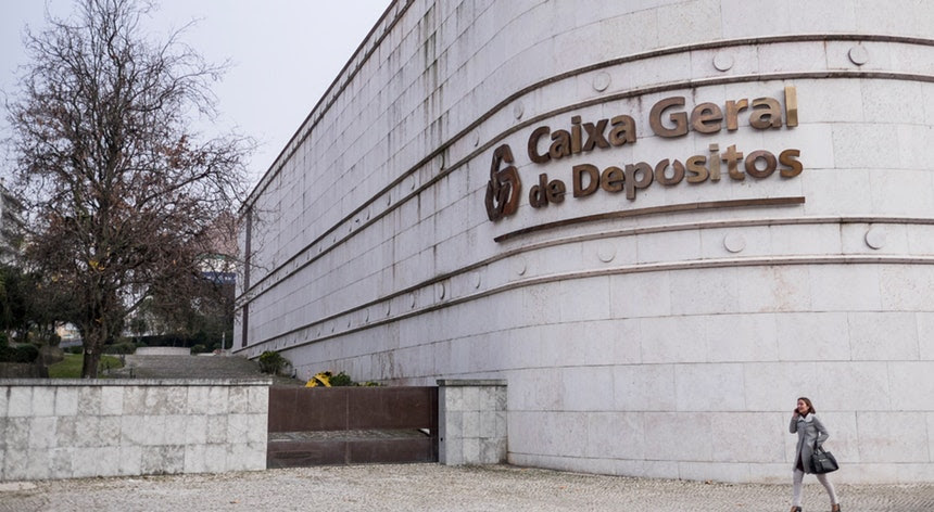 Caixa leva défice aos 3%