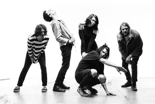 Grouplove footer image
