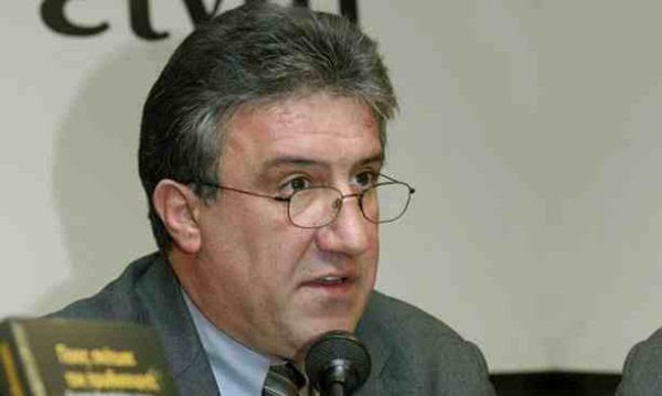 Γ. Λακόπουλος: Αρκετοί δημοσιογράφοι συνήθισαν το "τέρας", επειδή... άρχισαν να του μοιάζουν