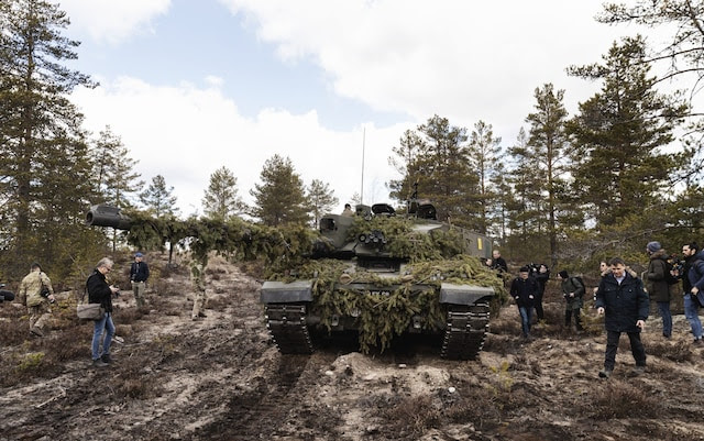 Britain is the first Western power to supply Ukraine with main battle tanks