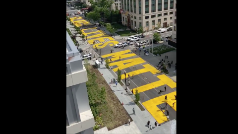 Poverty and Crime-Ridden DC Paints 'BLACK LIVES MATTER' On the Street Near the White House In Giant Virtue-Signal