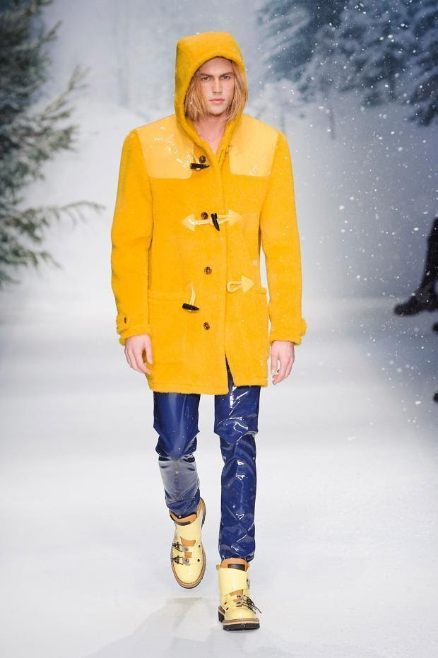 Moschino Autumn Fall Winter 2015 Lfw39