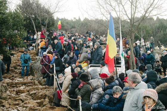 aparicion-de-la-virgen-a-mirjana-en-medjugorje-el-2-de-enero-de-2017-5