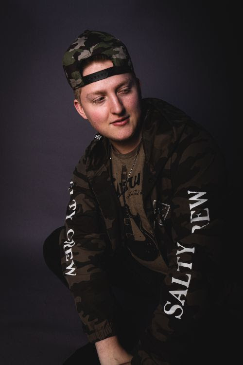 Get Drunk On Country Music With Seth Michael's New Single "Bout To Be" 52 a6c71f28 487e 8c38 d5f4 c3727e2b11c5